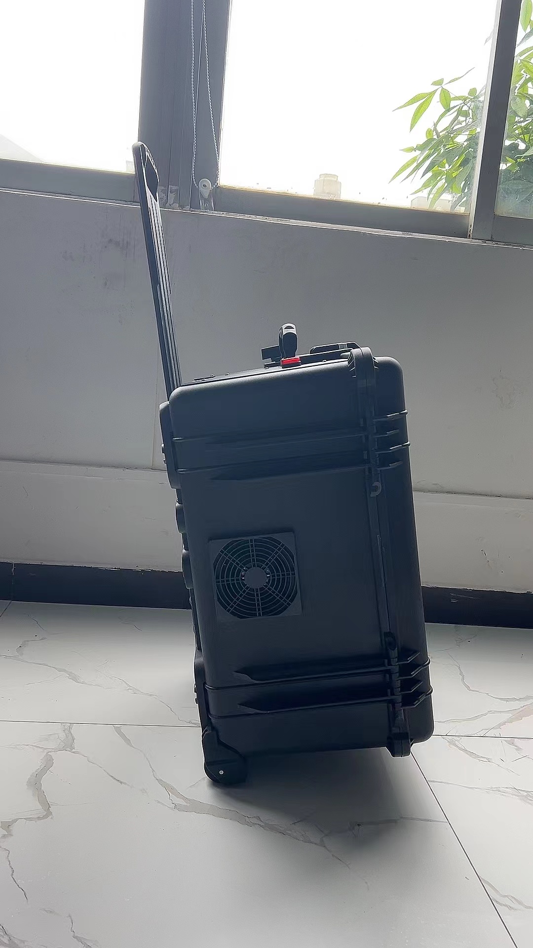 临县手拉箱型移动通信干扰器